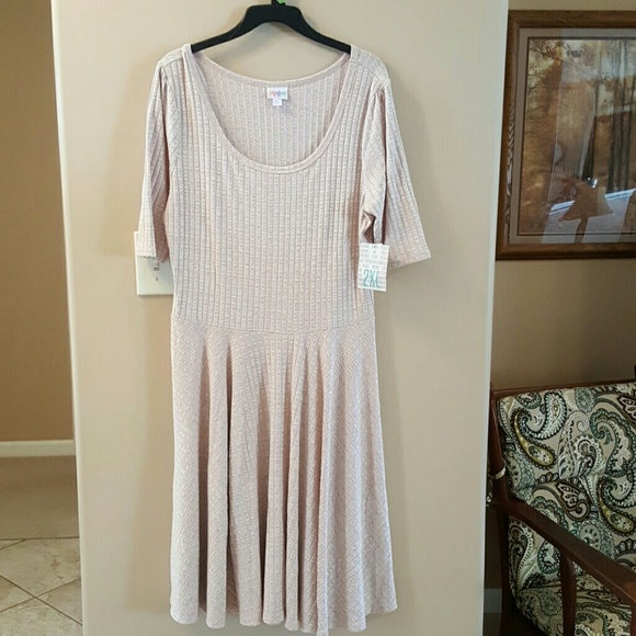 LuLaRoe Dresses & Skirts - Lularoe Nicole.  Size 2XL.  NWT.
